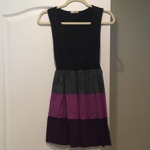 Cute cotton dress with elastic waist.